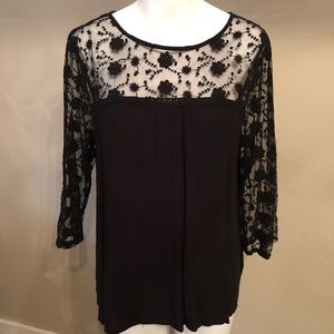 Maurice’s blouse. Lightly worn.